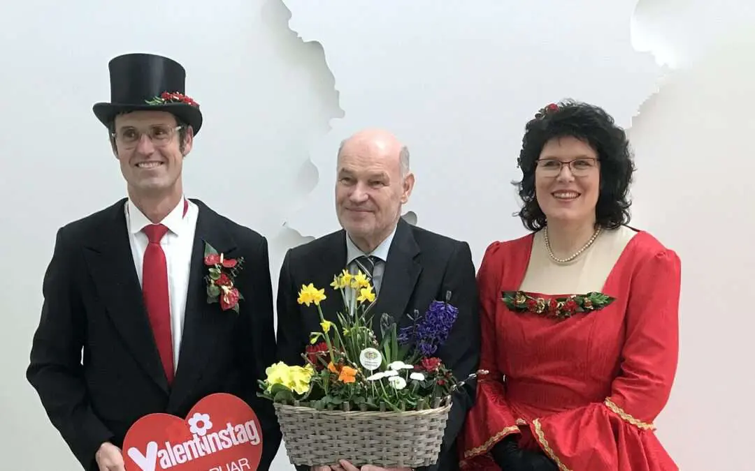 Gartenbaugruppe Valentin Bei Landrat Eberhard Nuss