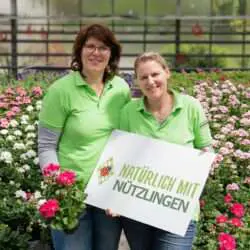 Petra Und Kathrin Gammanick Mit Geranien Quad